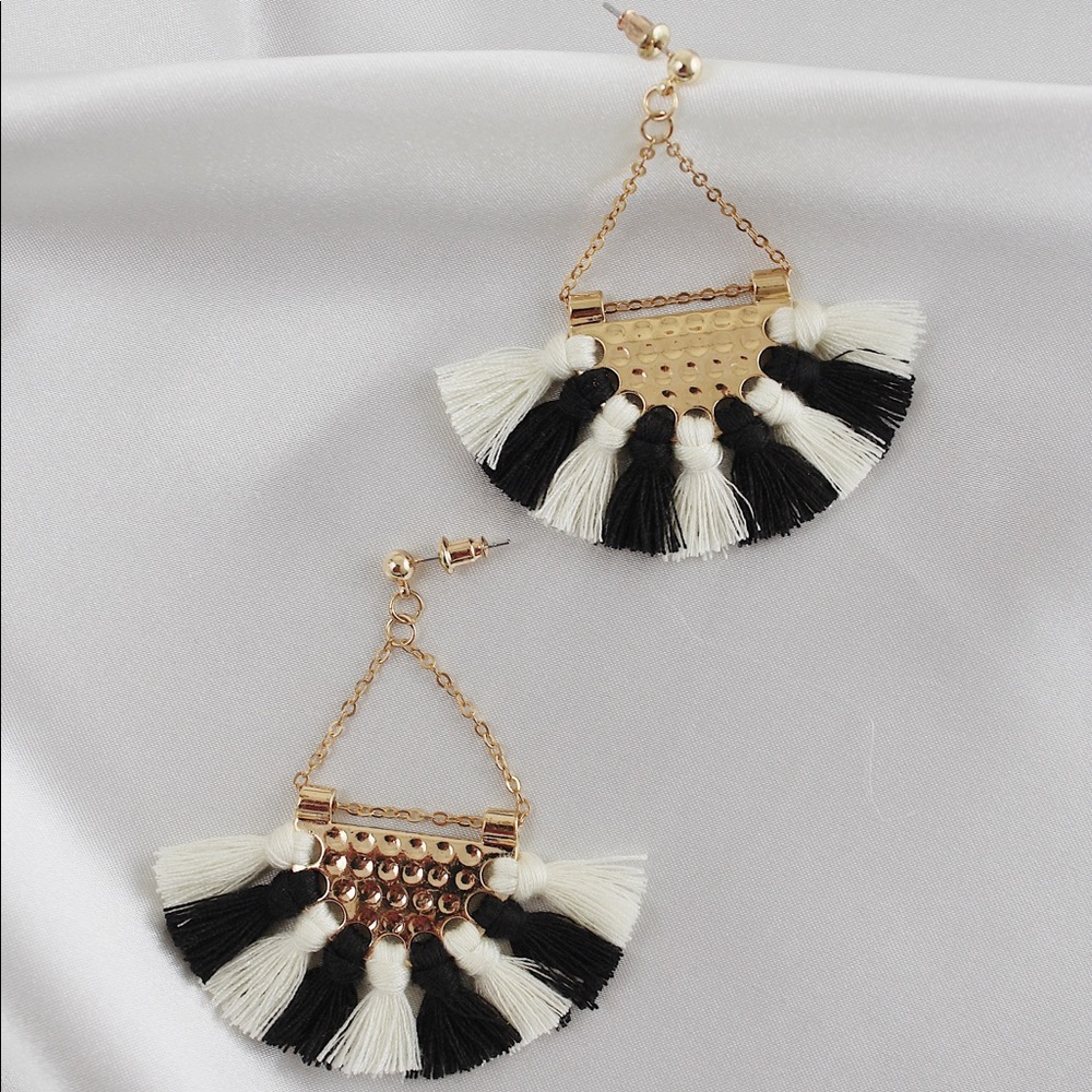 FINAL SALE! Black and White Gold Fringe Earrings - Picture 3 of 6